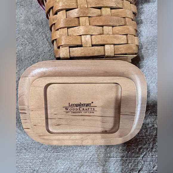 2004 Longaberger Horizon of Hope Basket, Liner, Lid, and Protecter Set - Picture 3 of 8